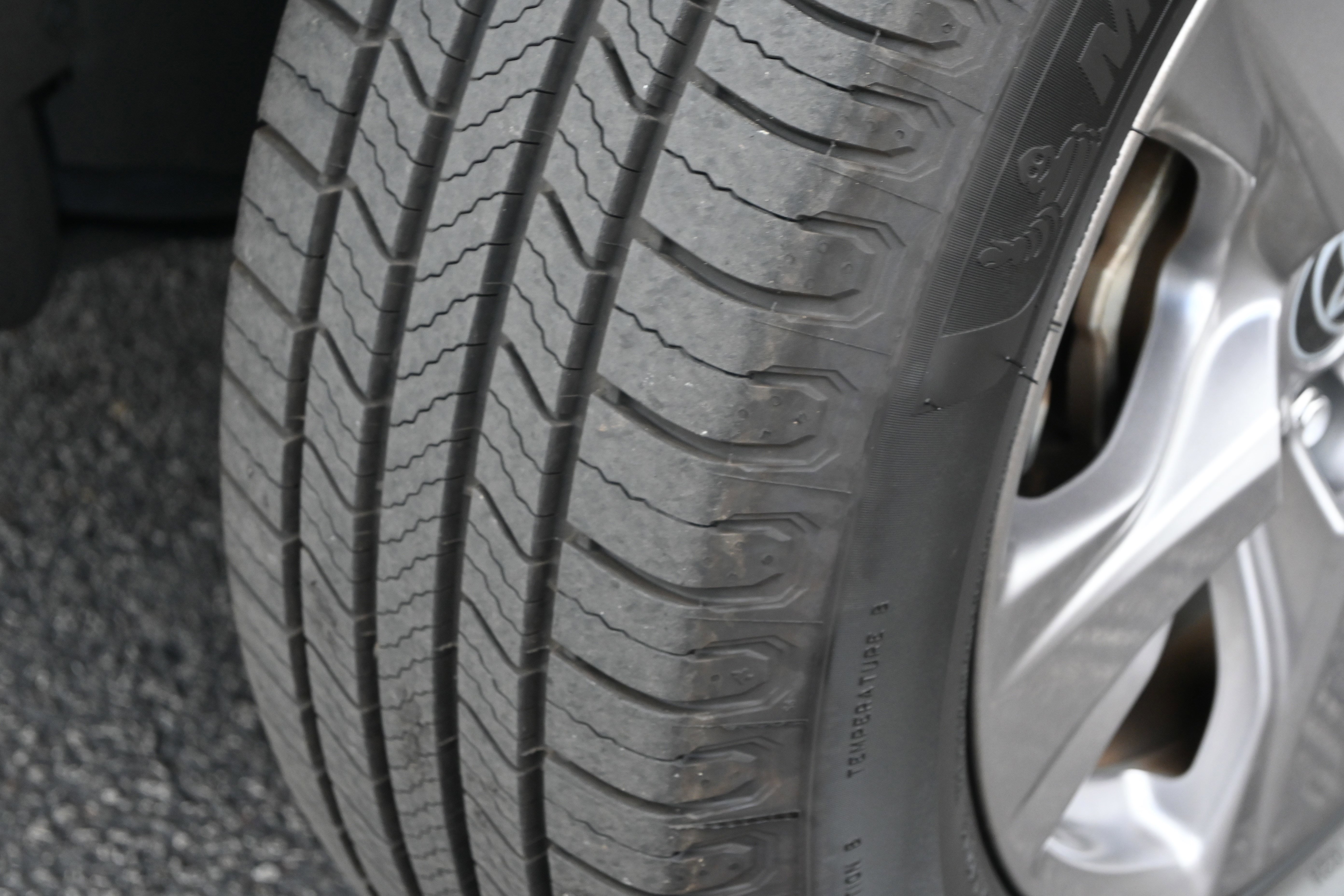 Used 2022 Toyota RAV4 XLE image 14