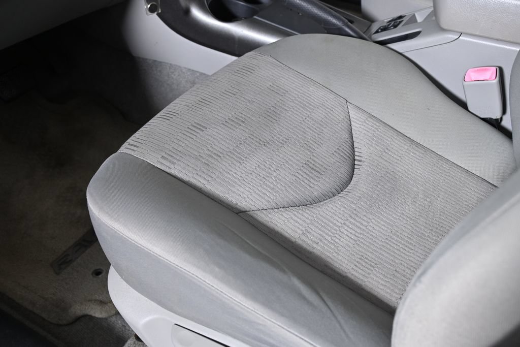 Used 2010 Toyota RAV4 4WD image 21