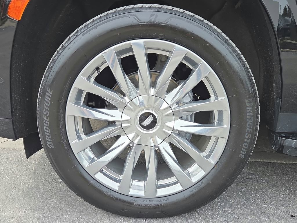 Used 2023 Cadillac Escalade Premium Luxury image 25