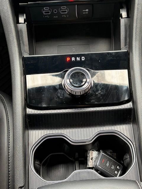 Used 2025 Jeep Grand Cherokee Altitude AWD/4WD image 26