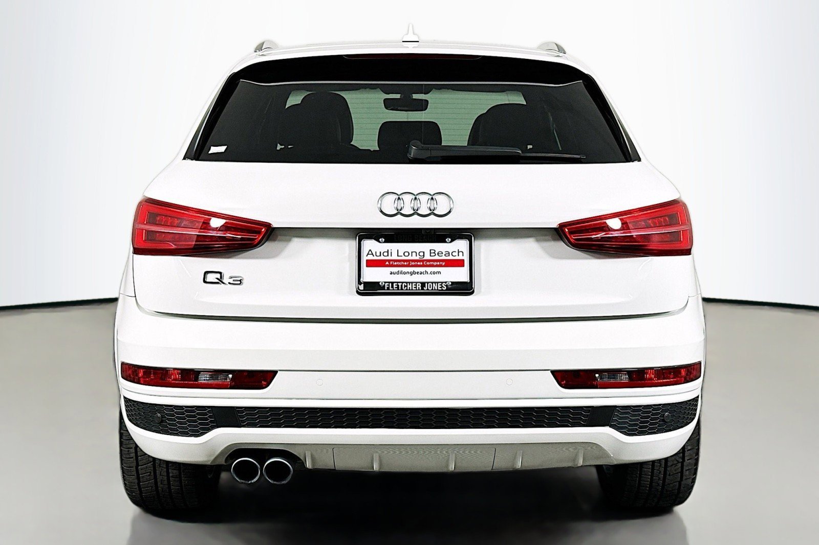 Used 2018 Audi Q3 2.0T Premium FWD image 3