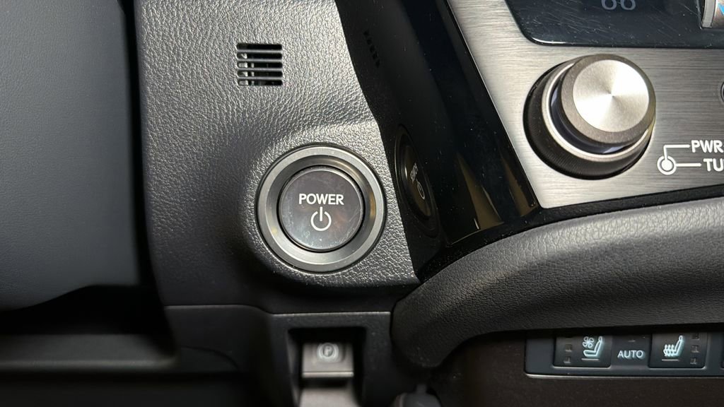 Used 2025 Lexus ES 300h w/ Premium Package image 30