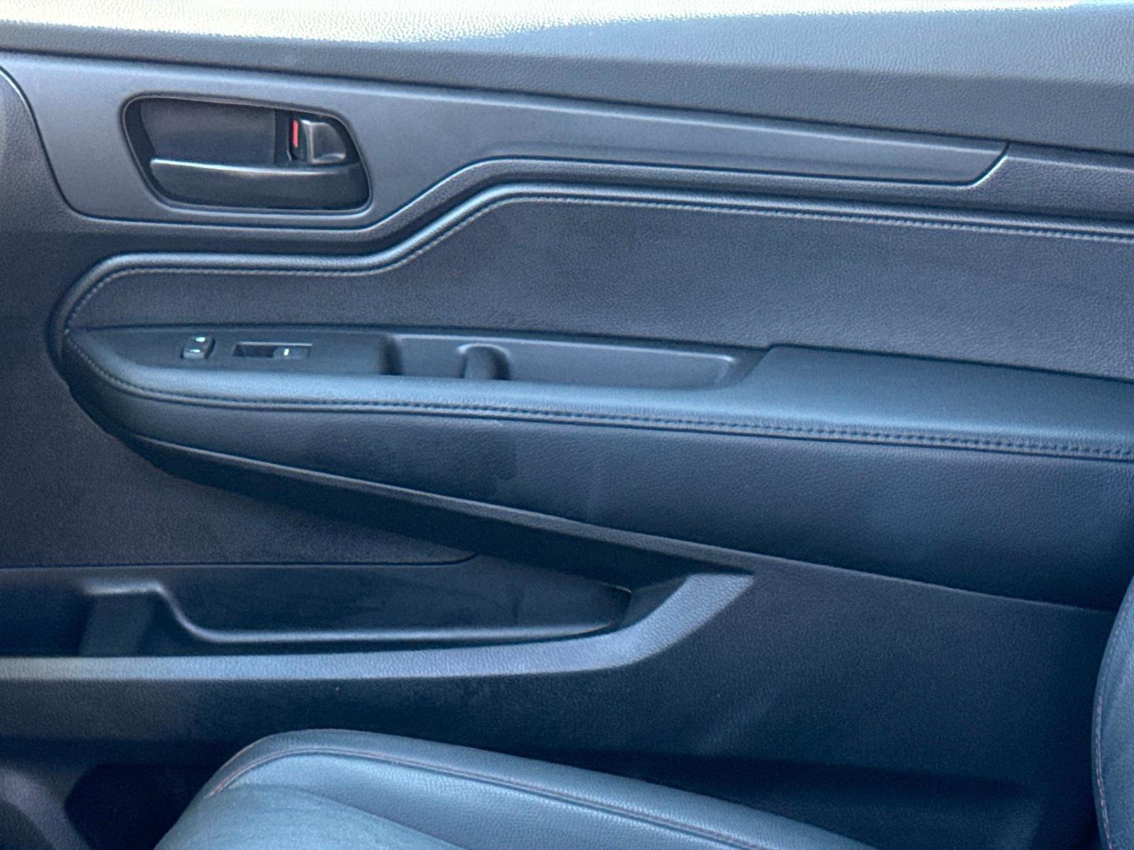 Certified 2025 Honda Odyssey Sport-L image 23