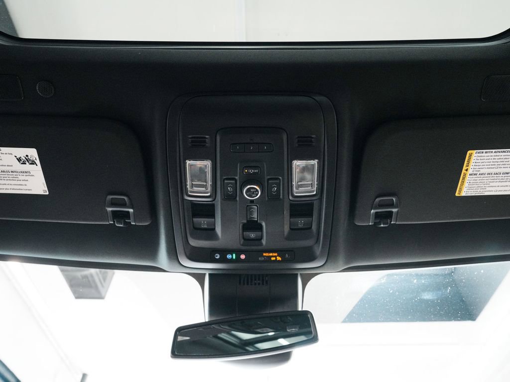 Used 2023 GMC Yukon Denali AWD/4WD image 37