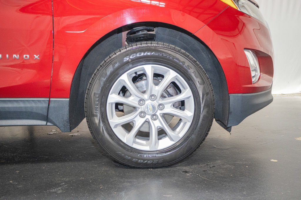 Used 2018 Chevrolet Equinox LT AWD/4WD image 9