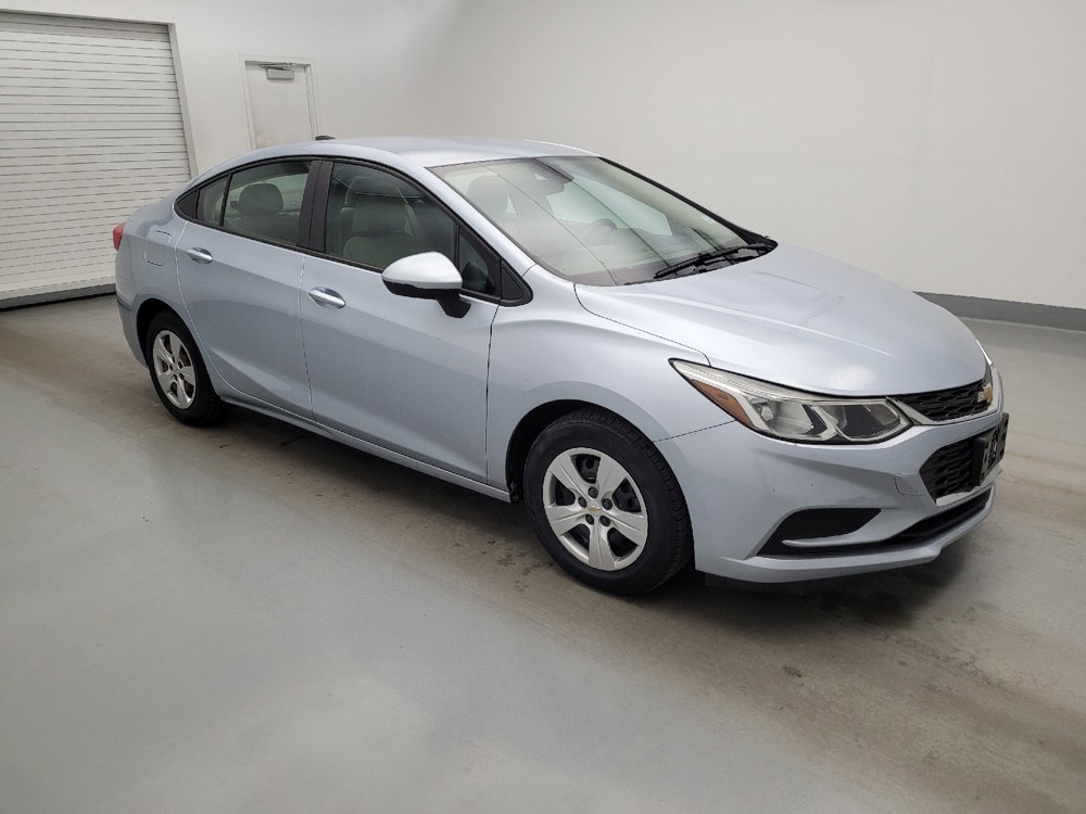 Used 2017 Chevrolet Cruze LS FWD image 11