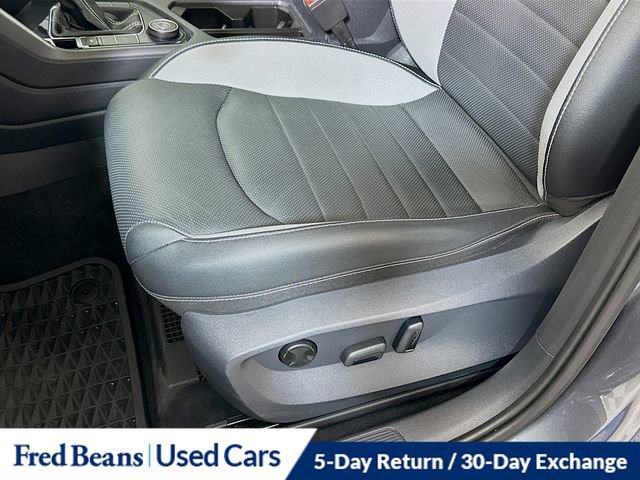 Used 2022 Volkswagen Taos SEL AWD/4WD image 19