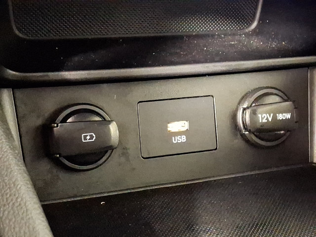 Used 2023 Hyundai Kona SEL AWD/4WD image 25