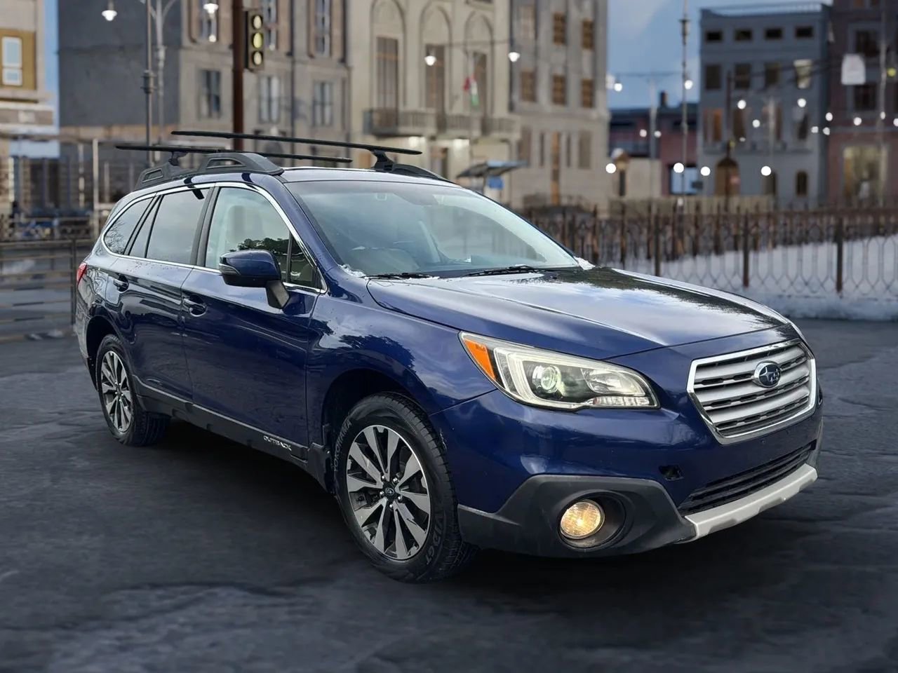 Used 2015 Subaru Outback 3.6R Limited image 3