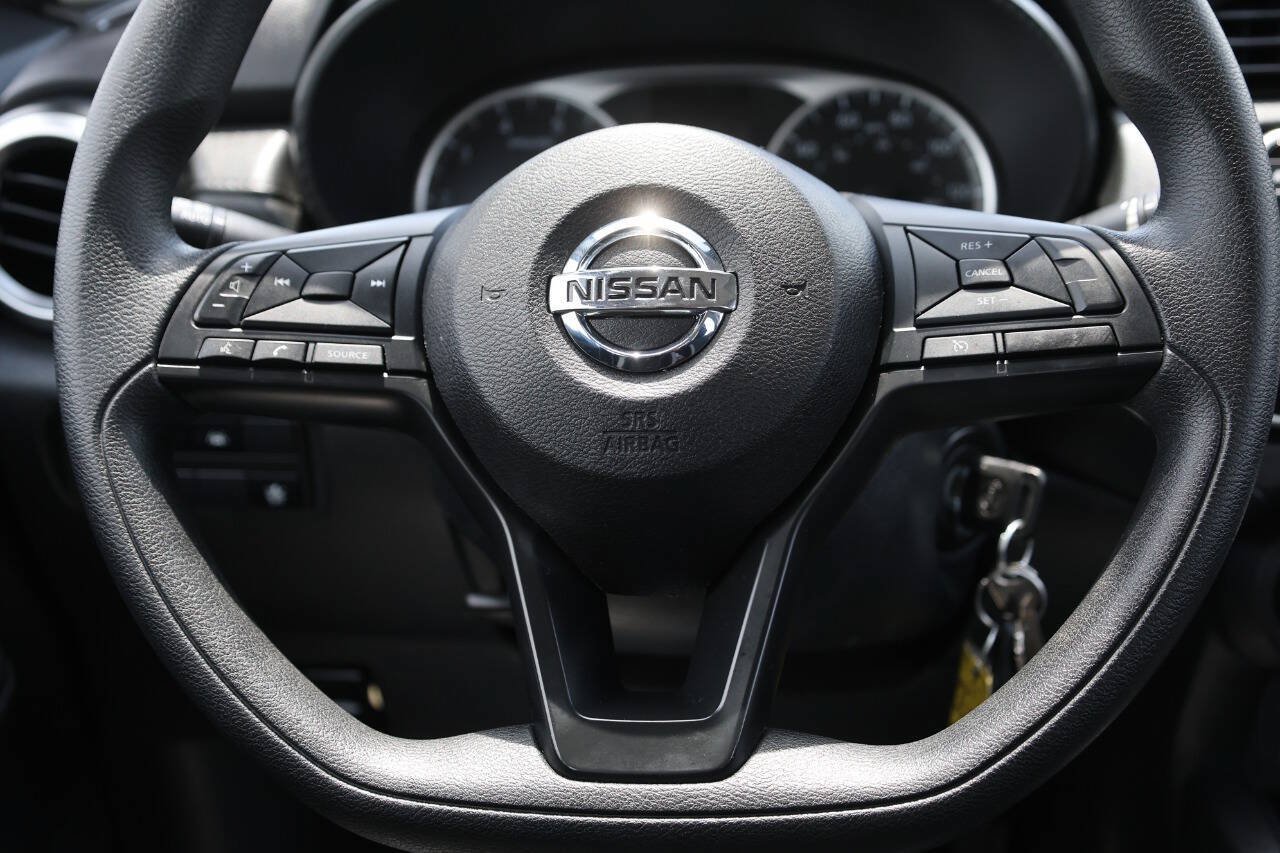 Used 2025 Nissan Versa S w/ Trunk Package FWD image 18