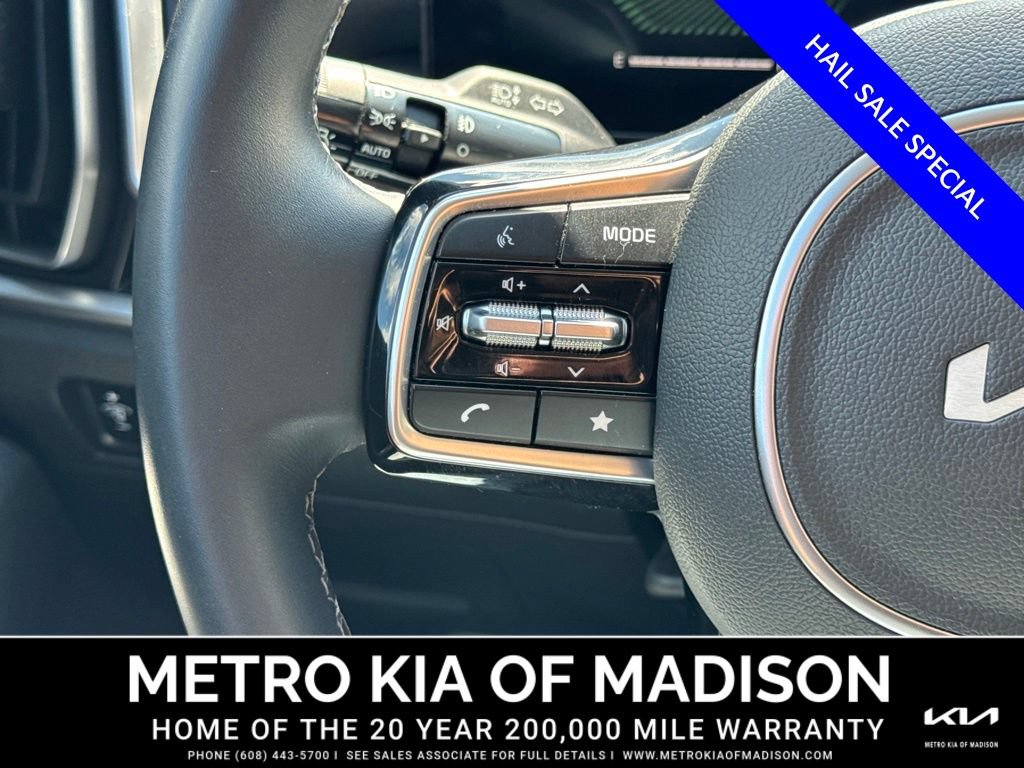 Used 2025 Kia Sorento EX FWD image 19
