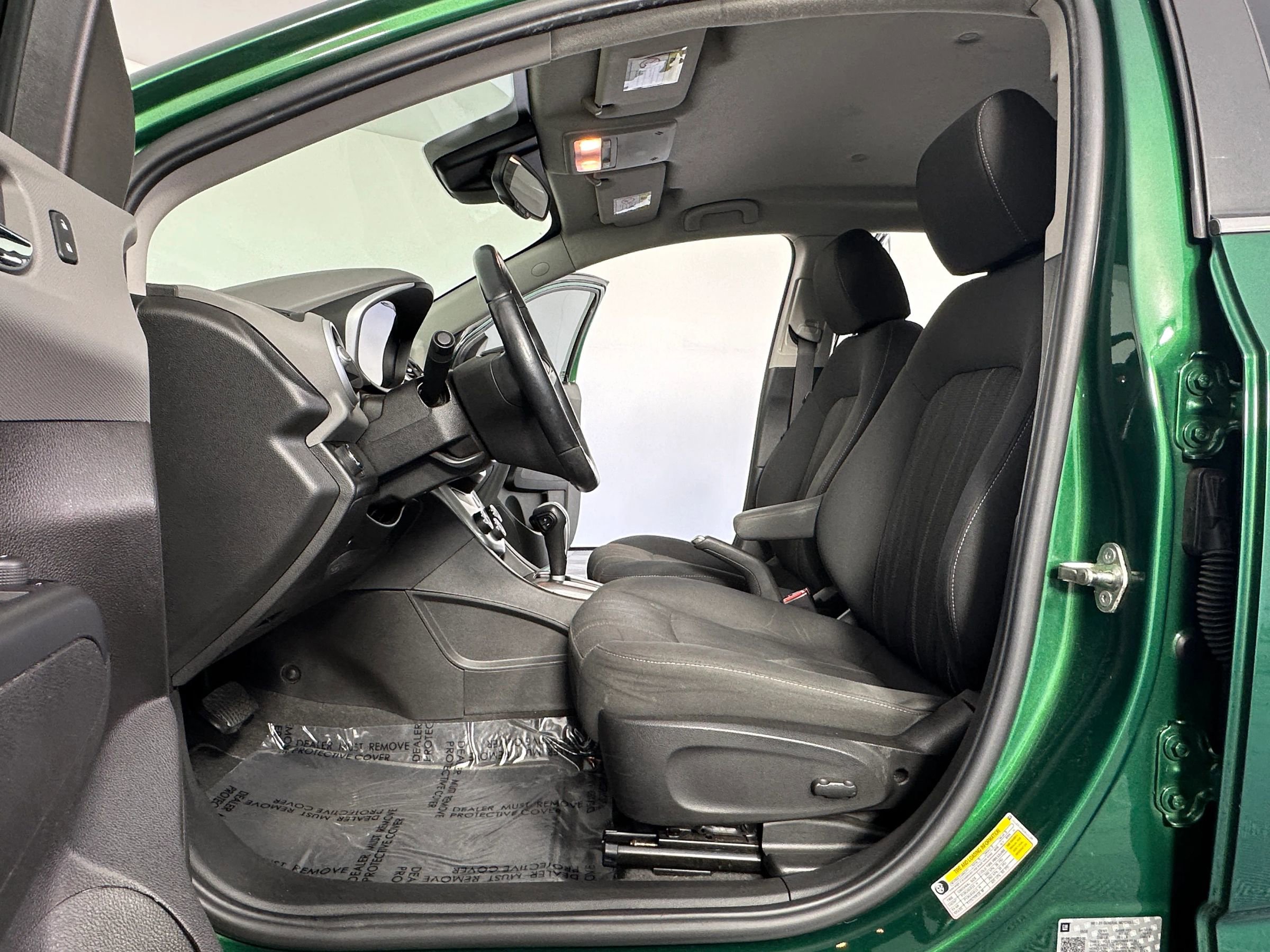 Used 2018 Chevrolet Sonic LT w/ Convenience Package image 21