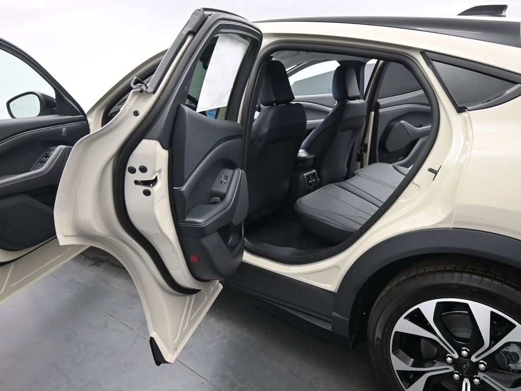 New 2026 Ford Mustang Mach-E Select image 17