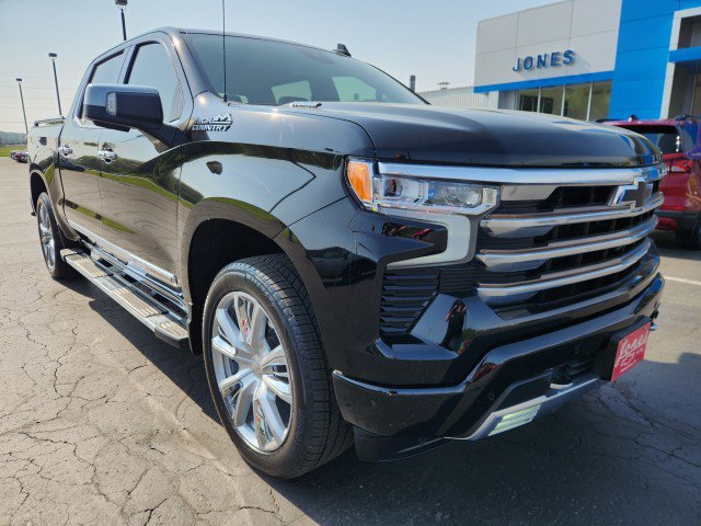 Used 2022 Chevrolet Silverado 1500 High Country w/ High Country Premium Package image 7