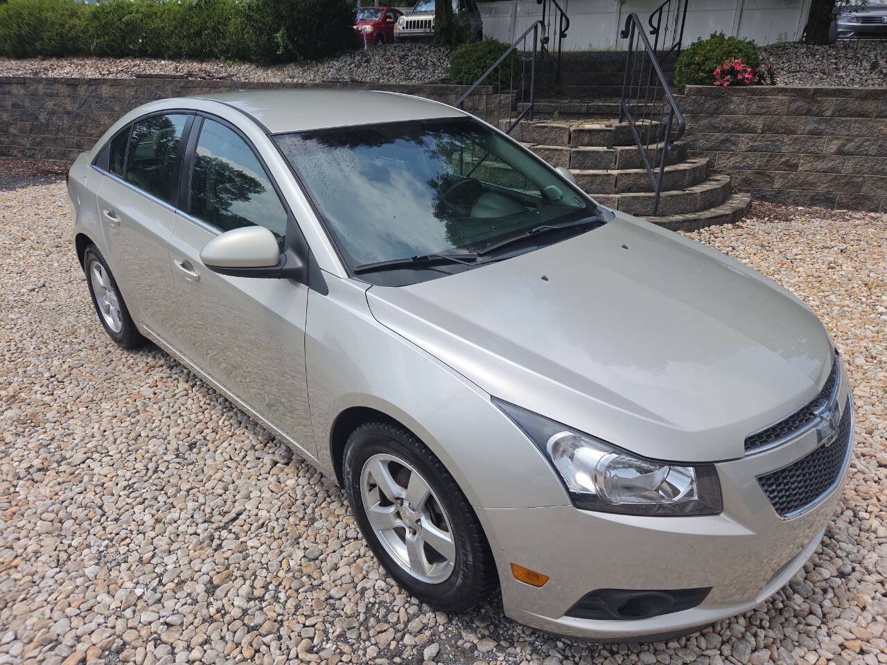 Used 2014 Chevrolet Cruze LT FWD image 9