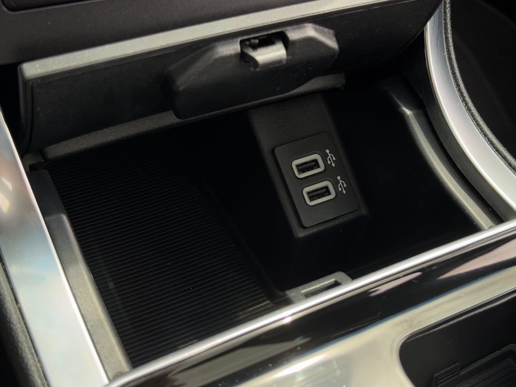 Used 2019 Ford Edge ST AWD/4WD image 34