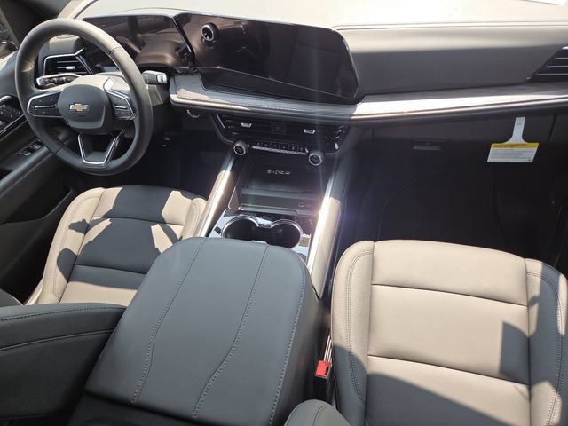 New 2026 Chevrolet Suburban LT w/ Comfort Package AWD/4WD image 25