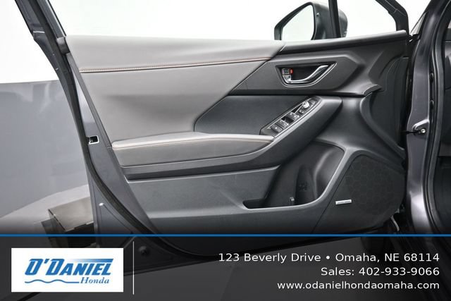 Used 2024 Subaru Crosstrek 2.5i Limited w/ Crosstrek Mirror Package AWD/4WD image 23