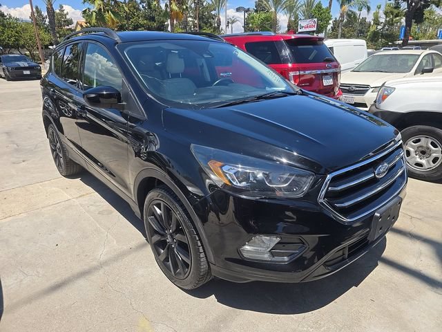 Used 2018 Ford Escape SEL w/ Ford Safe & Smart Package AWD/4WD image 2