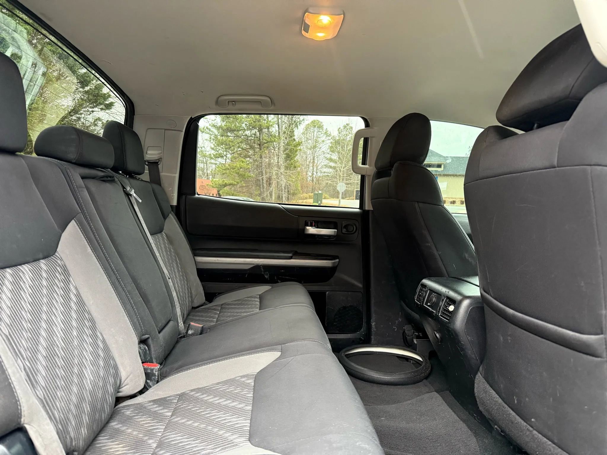 Used 2018 Toyota Tundra SR5 w/ SR5 Upgrade Package image 27