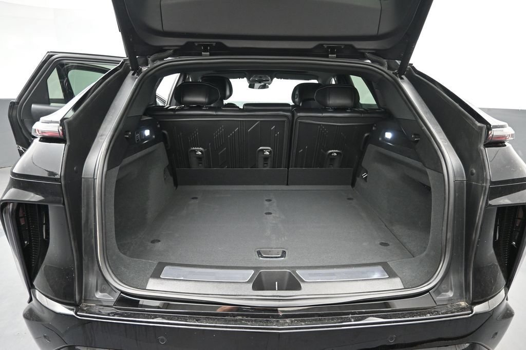 Certified 2024 Cadillac Lyriq Sport w/ LPO, Floor Liner Package AWD/4WD image 18