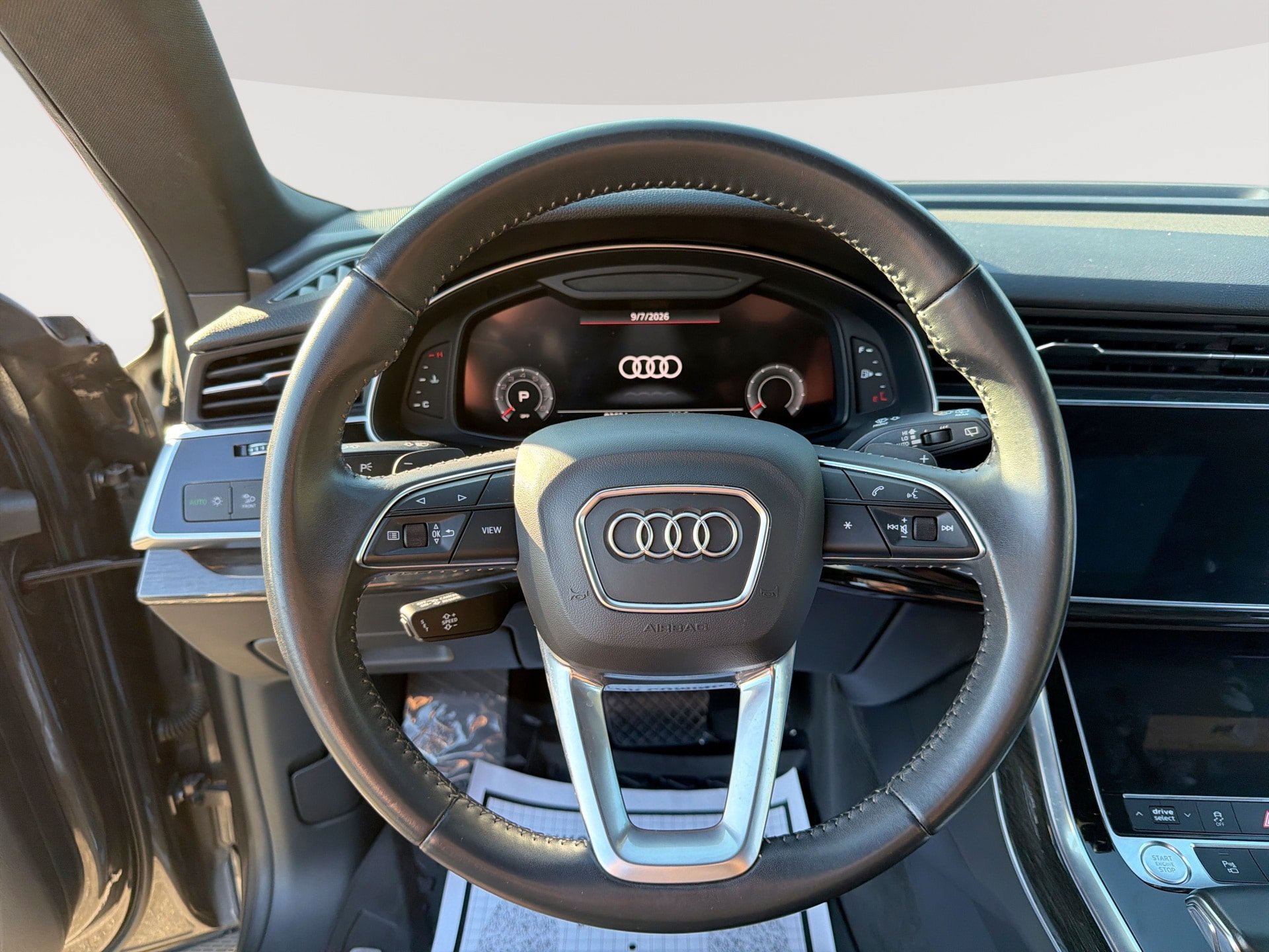 Used 2019 Audi Q8 Premium w/ Convenience Package AWD/4WD image 11