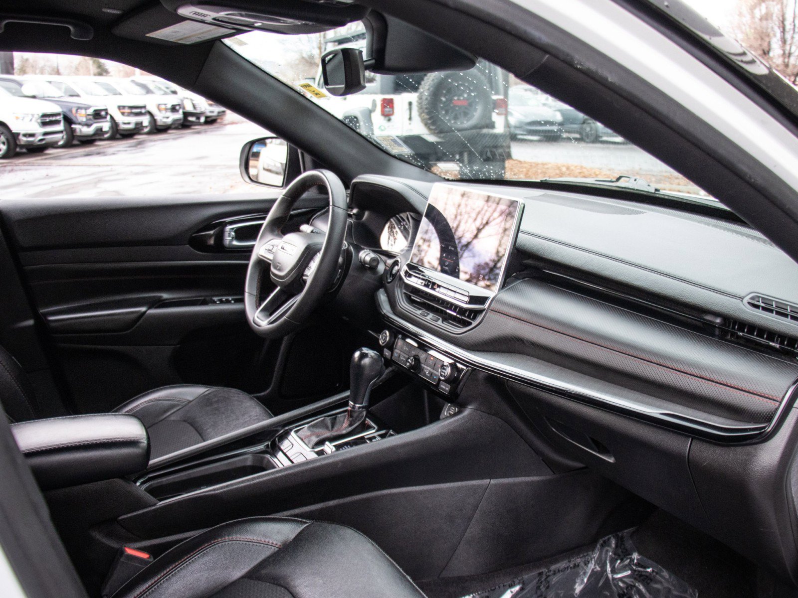 Used 2023 Jeep Compass Trailhawk image 18