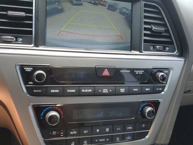 Used 2015 Hyundai Sonata Limited w/ Option Group 06 FWD image 27