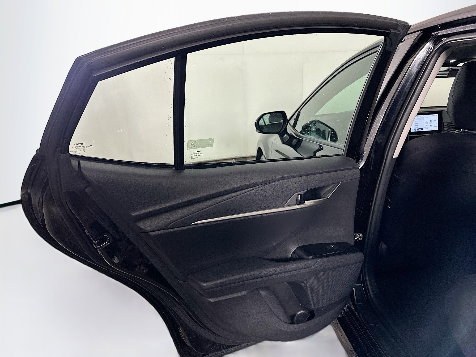 Used 2025 Toyota Camry LE image 25