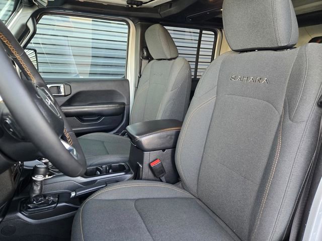 Used 2024 Jeep Wrangler Sahara image 19