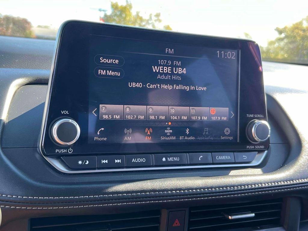 Certified 2024 Nissan Rogue SV image 27