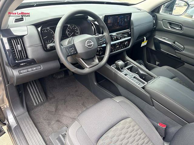 New 2026 Nissan Pathfinder SV w/ Cargo Package AWD/4WD image 10