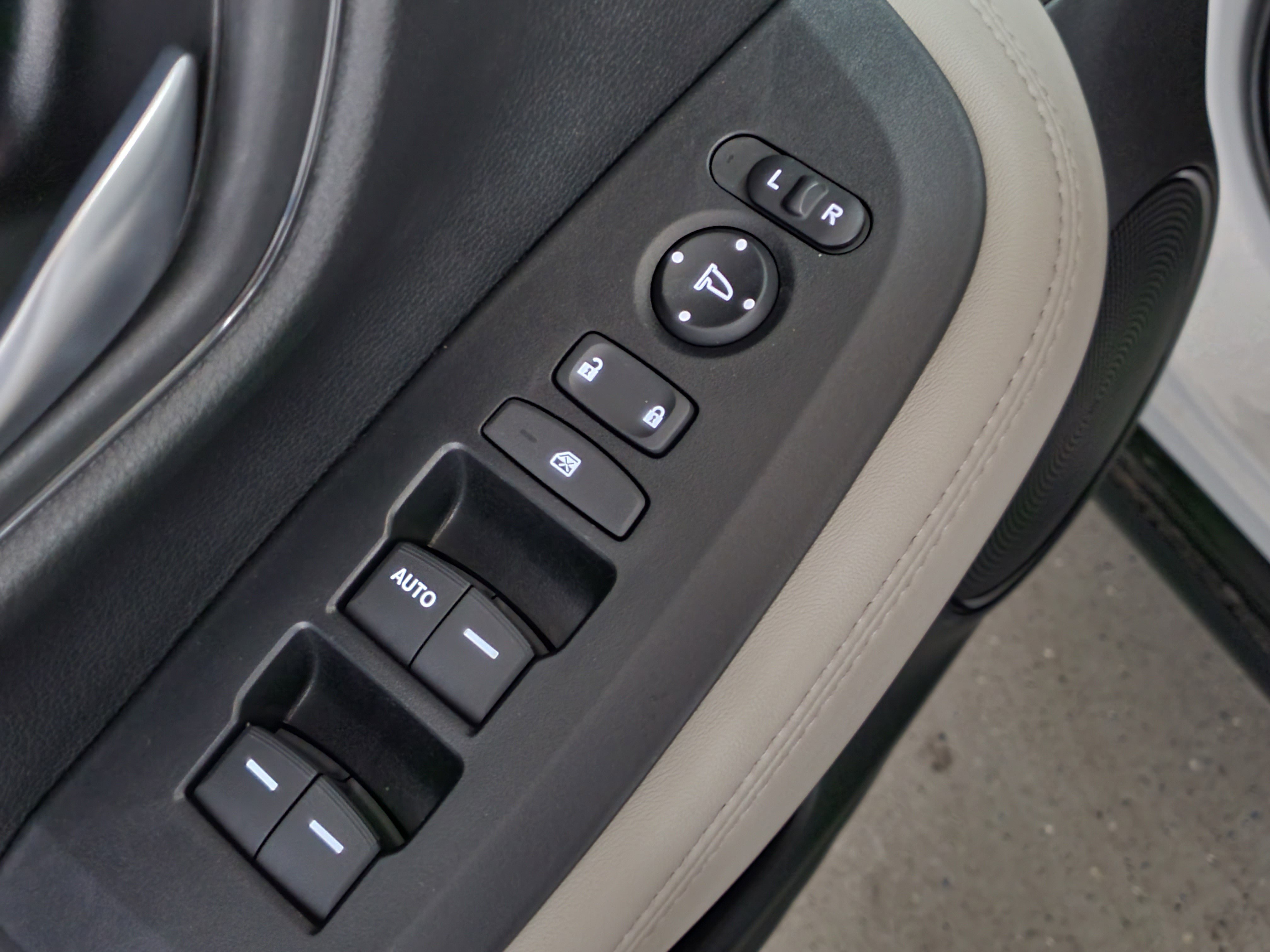 Certified 2026 Honda HR-V LX image 19