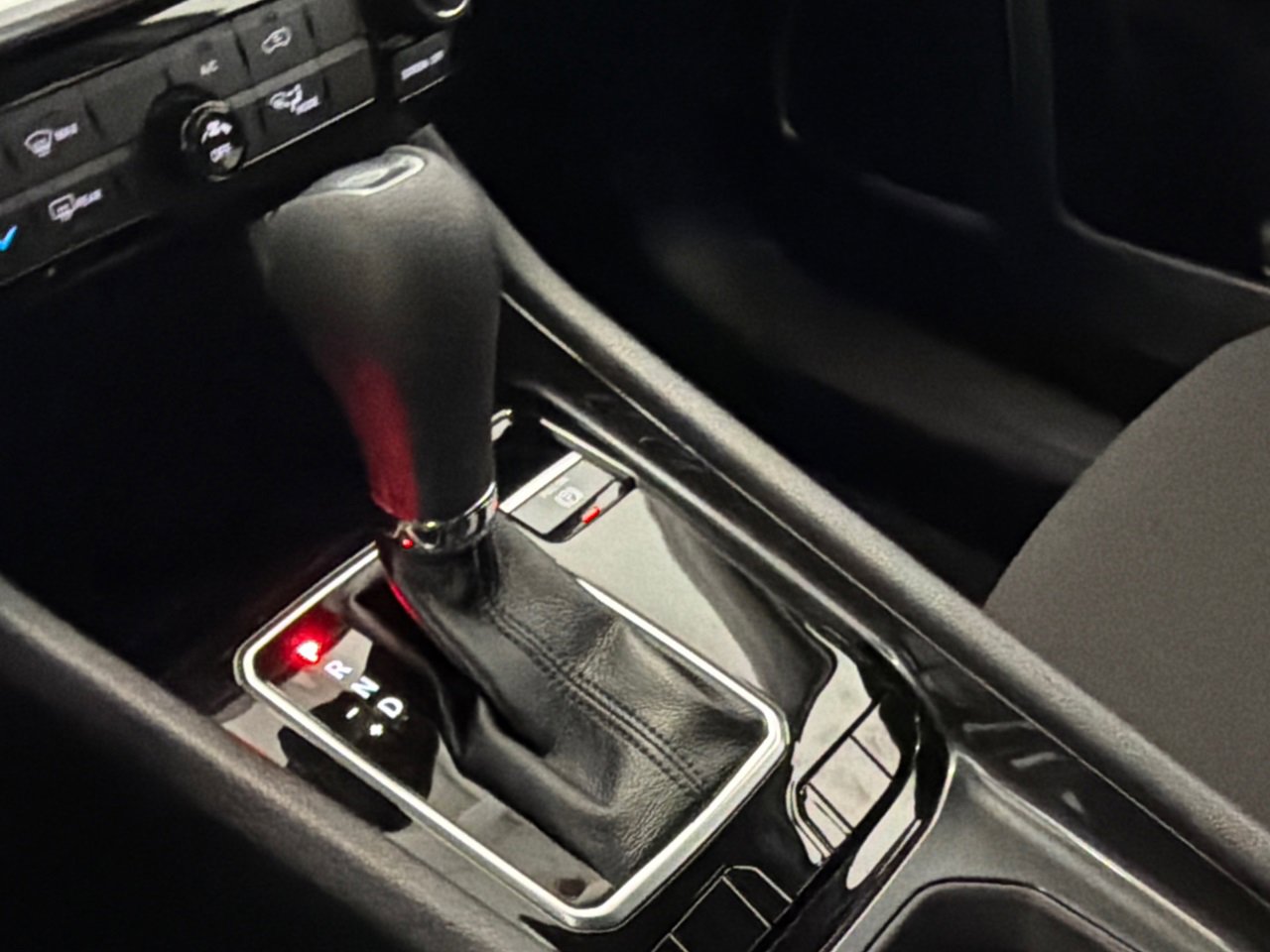 Used 2022 Jeep Compass Sport image 29