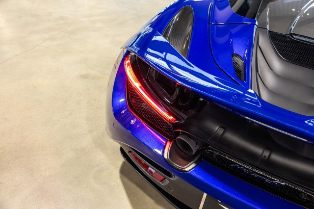 Used 2021 McLaren 720S Performance RWD image 19