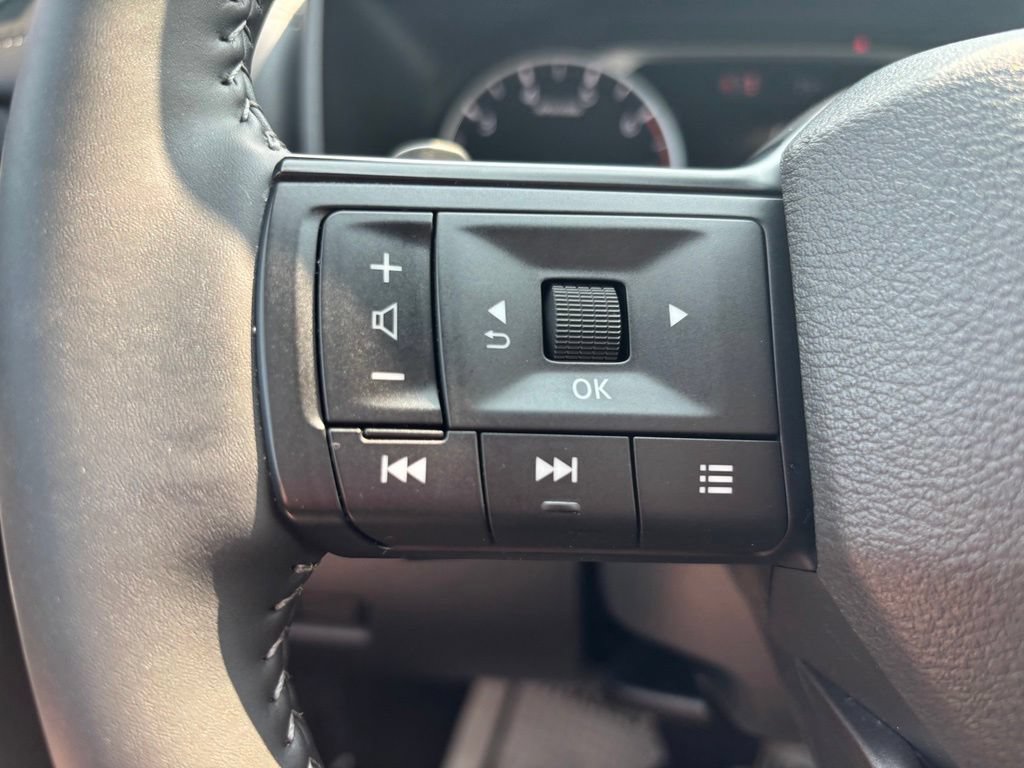 Certified 2026 Nissan Rogue SV AWD/4WD image 20