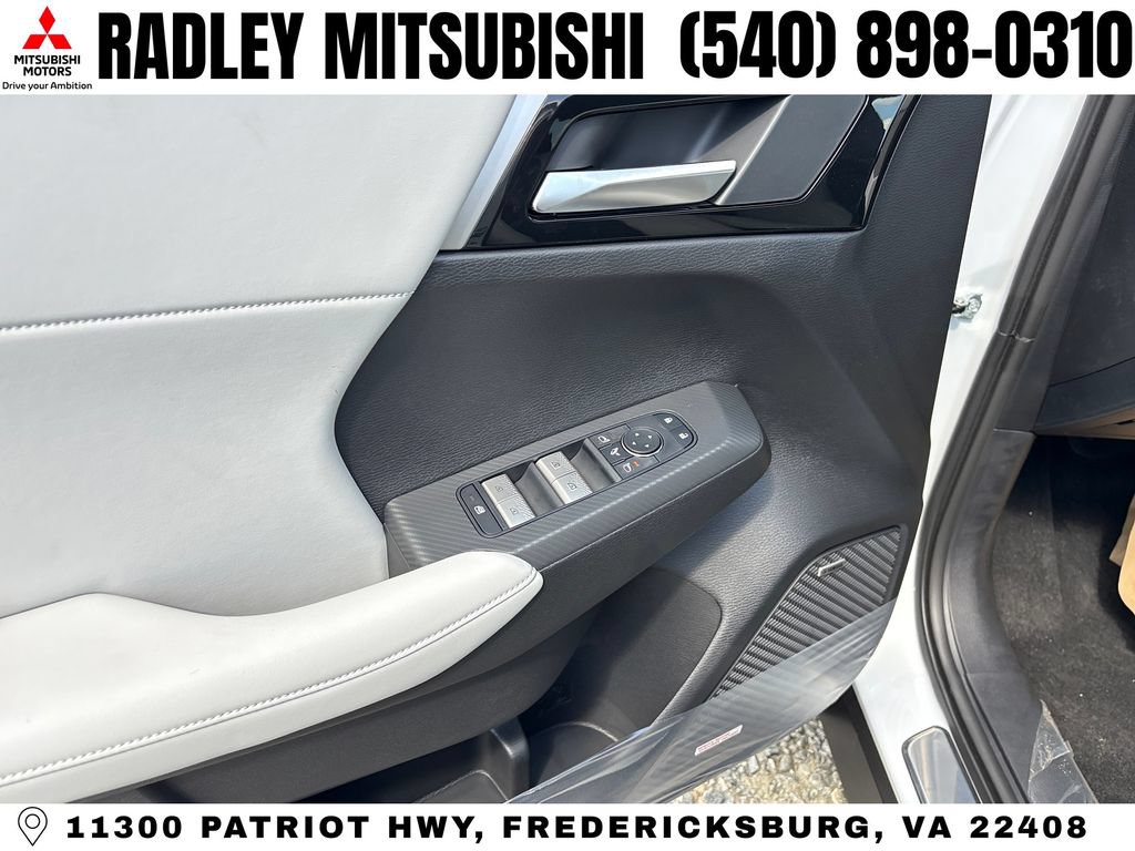 New 2026 Mitsubishi Outlander SE AWD/4WD image 5