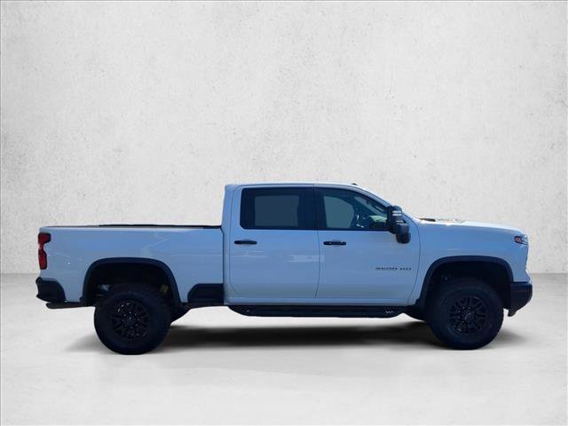 Used 2024 Chevrolet Silverado 2500 ZR2 w/ Technology Package video 4