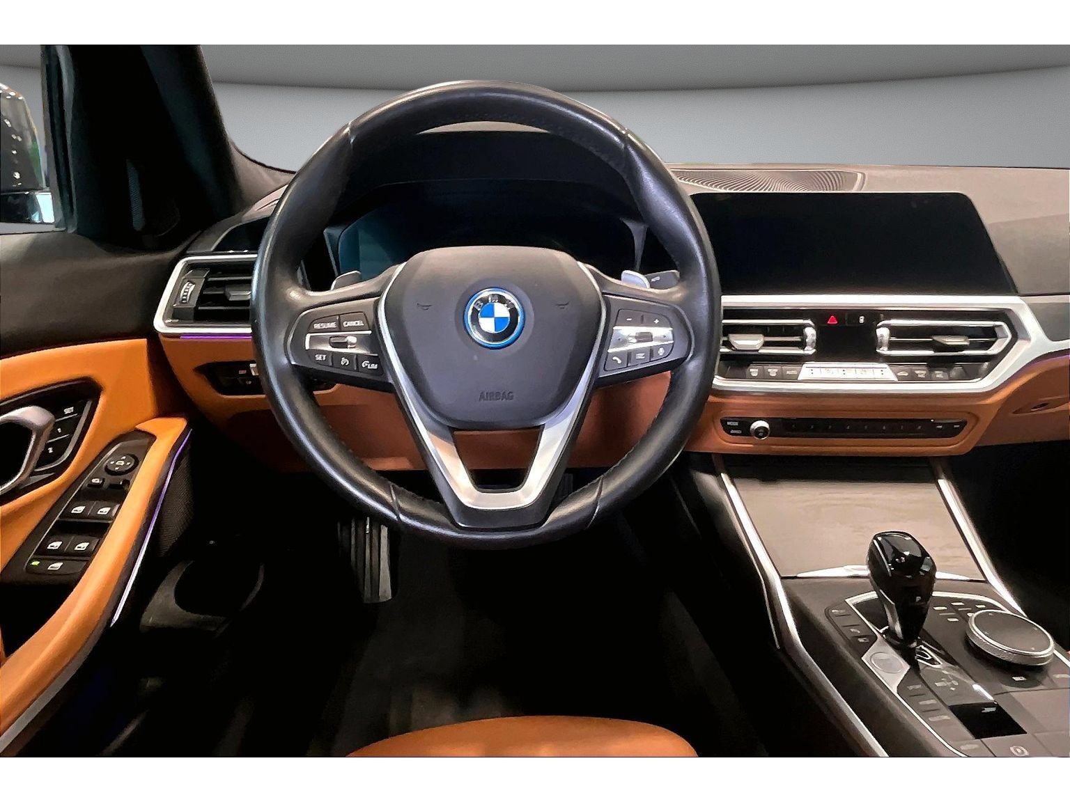Used 2022 BMW 330e w/ Driving Assistance Package RWD image 7