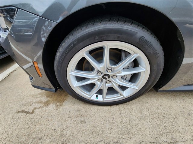 Used 2025 Ford Mustang GT Premium RWD image 18