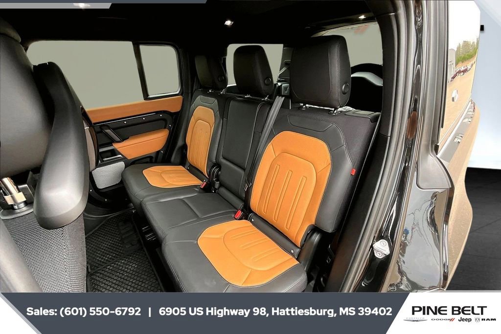 Used 2024 Land Rover Defender 130 X image 19