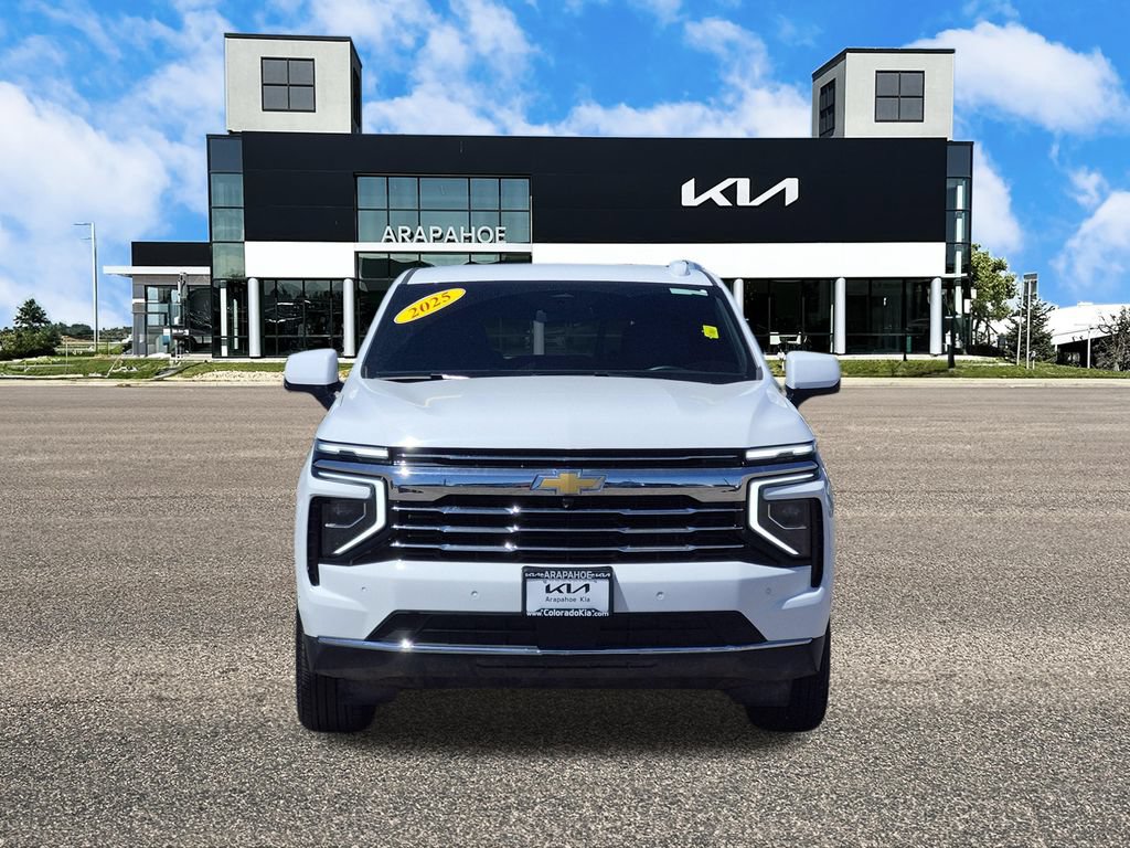 Used 2025 Chevrolet Tahoe LT AWD/4WD image 3