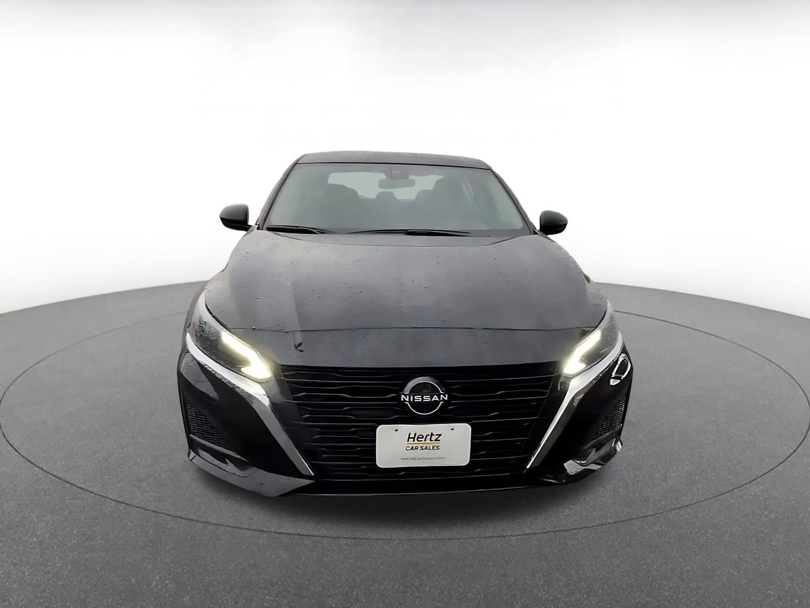 Used 2025 Nissan Altima 2.5 SV image 4