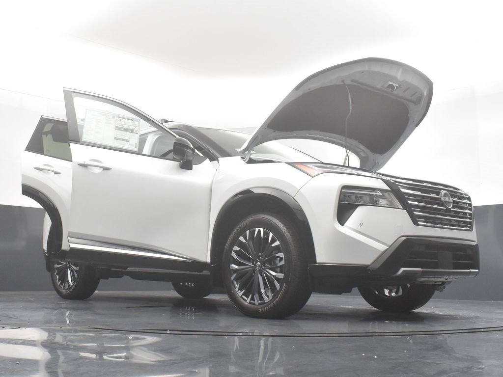 New 2026 Nissan Rogue Platinum image 39