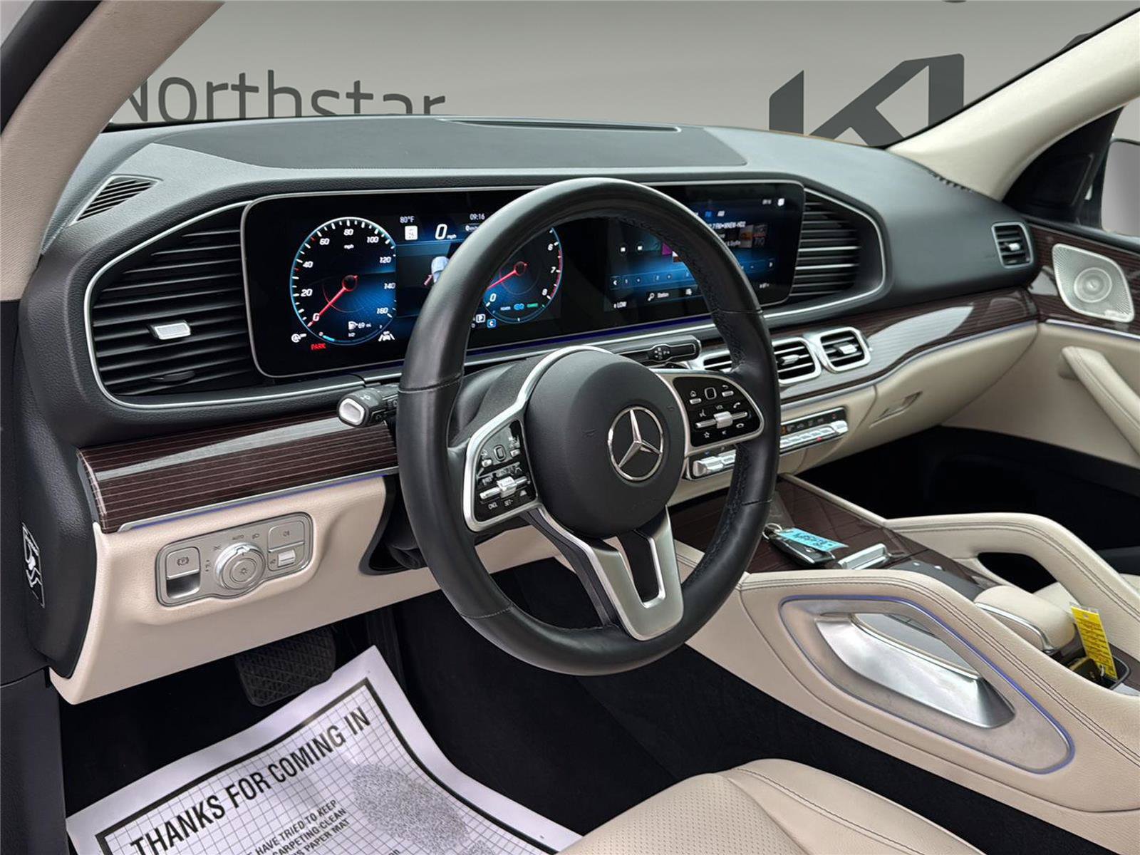 Used 2023 Mercedes-Benz GLE 450 4MATIC w/ AMG Line Exterior image 12