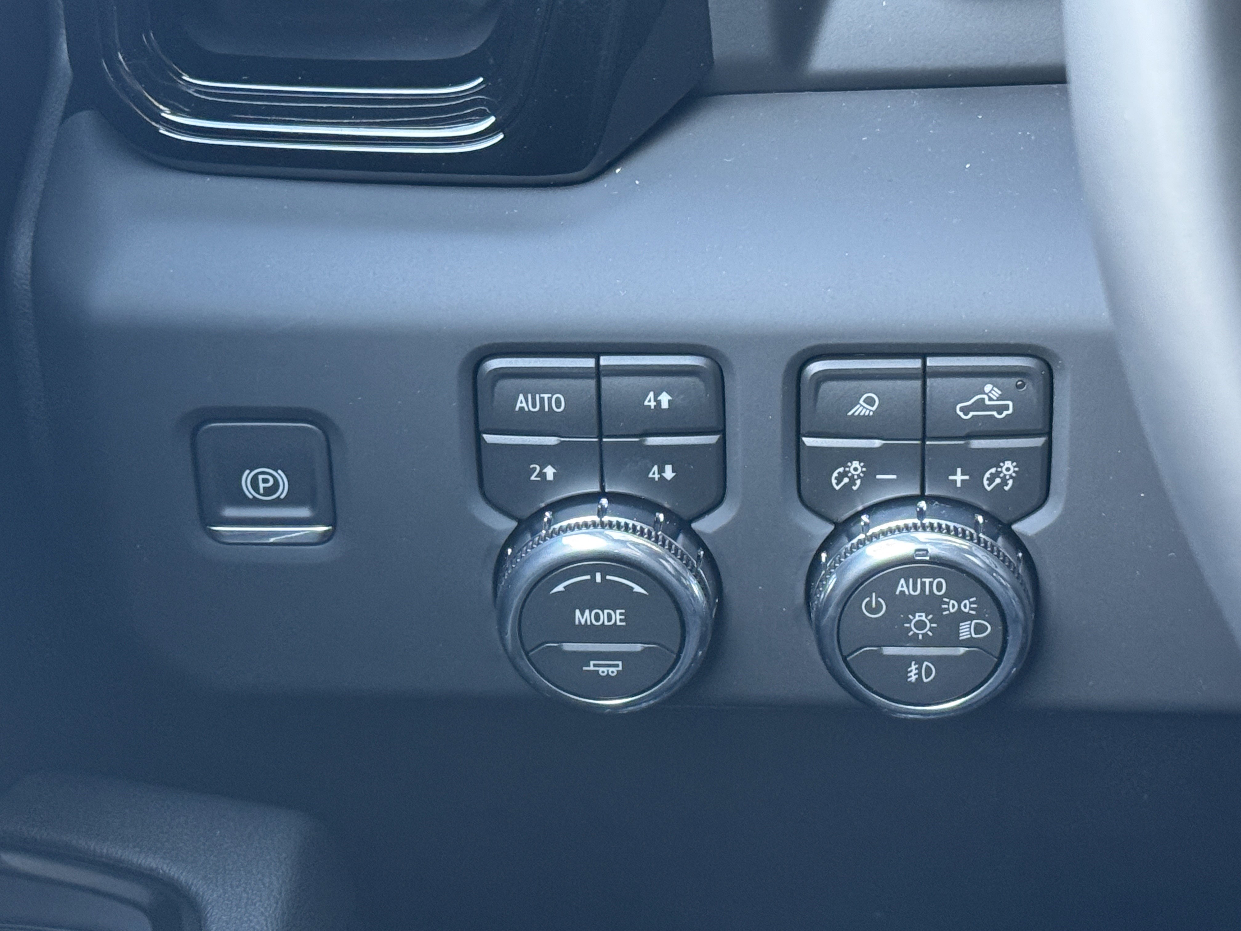 New 2026 GMC Sierra 1500 AT4 w/ Technology Package image 50