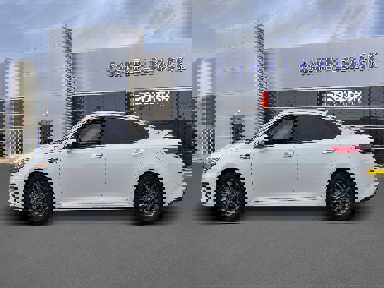 Used 2020 Kia Optima LX image 2