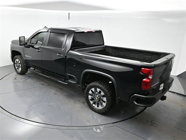 Used 2024 Chevrolet Silverado 2500 Custom w/ Custom Value Package image 21
