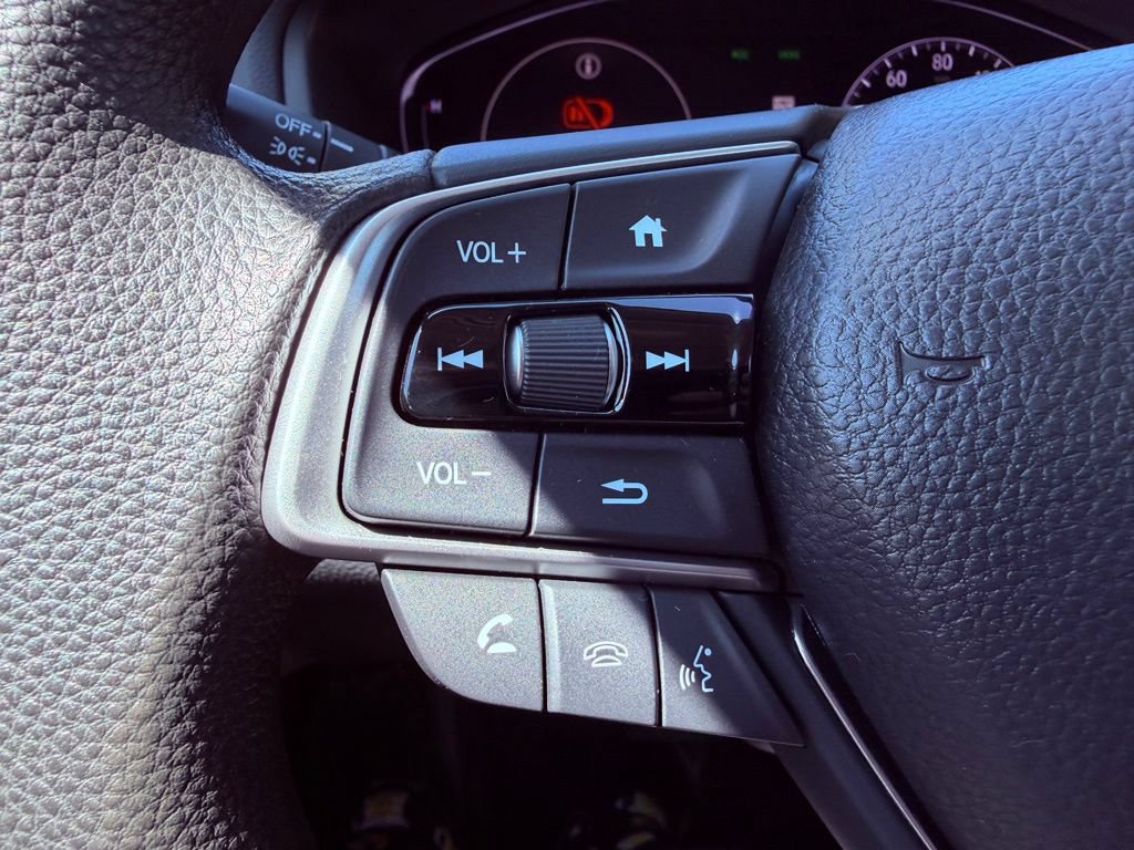 Used 2018 Honda Accord EX image 20