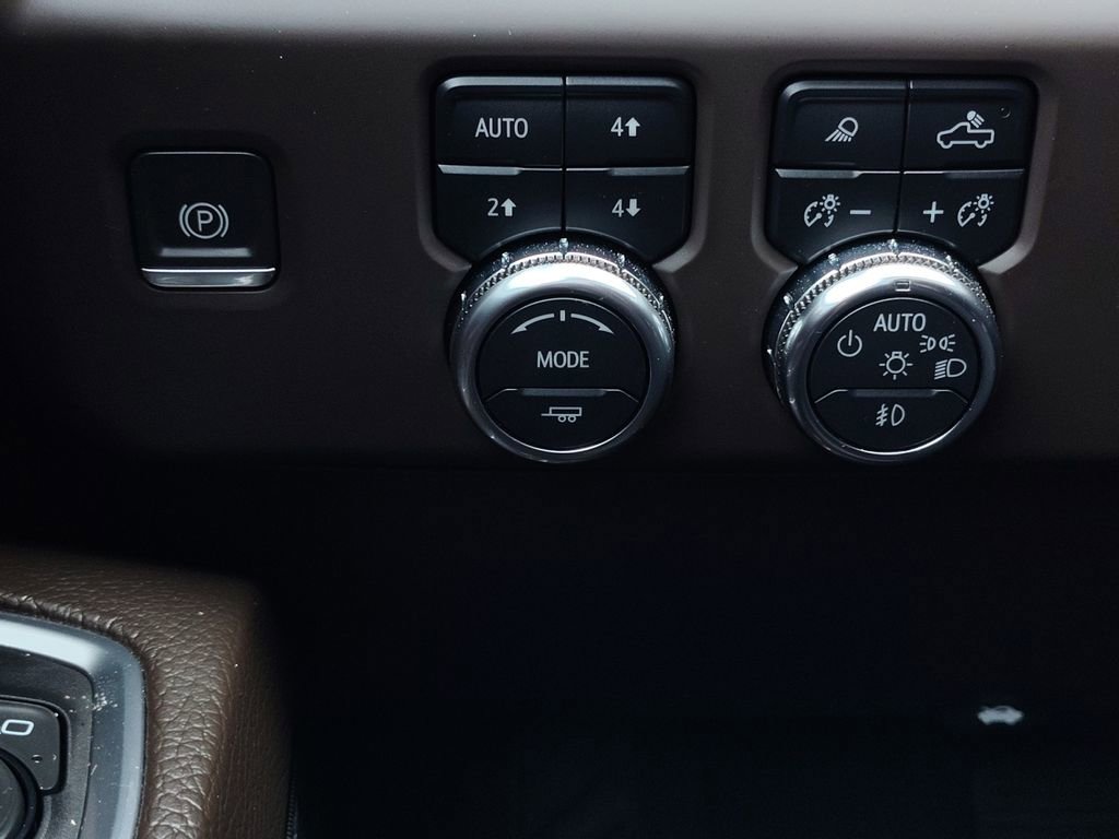 Used 2024 GMC Sierra 1500 Denali image 12